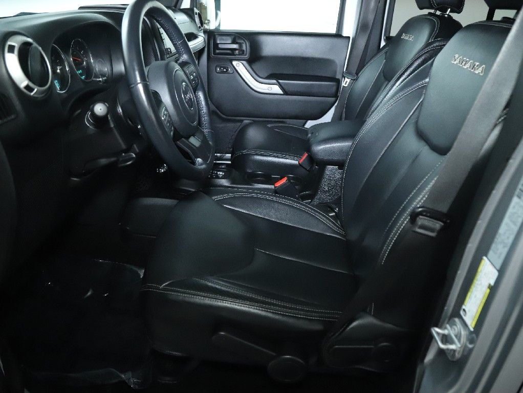 2017 Jeep Wrangler Unlimited Sahara 4x4