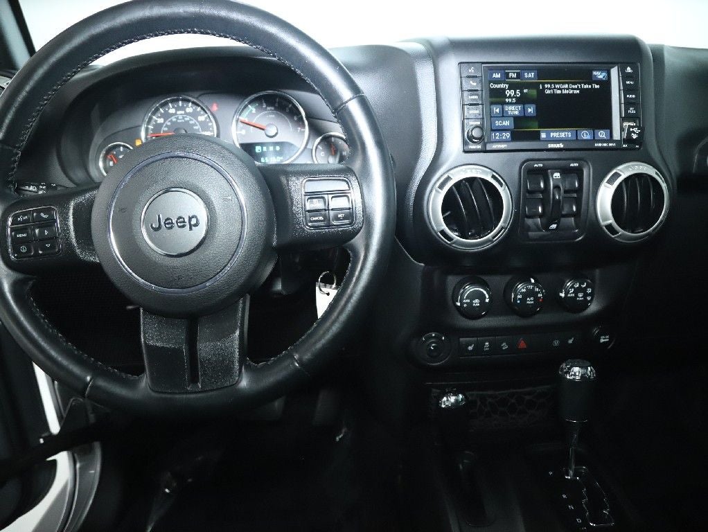 2017 Jeep Wrangler Unlimited Sahara 4x4