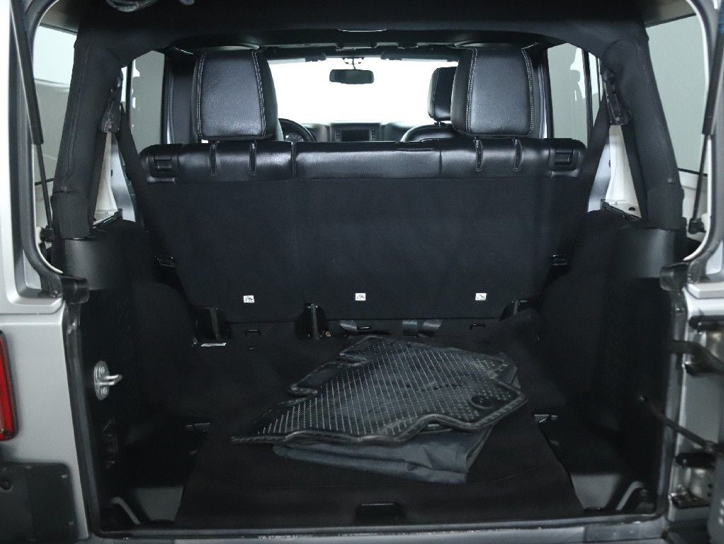 2017 Jeep Wrangler Unlimited Sahara 4x4