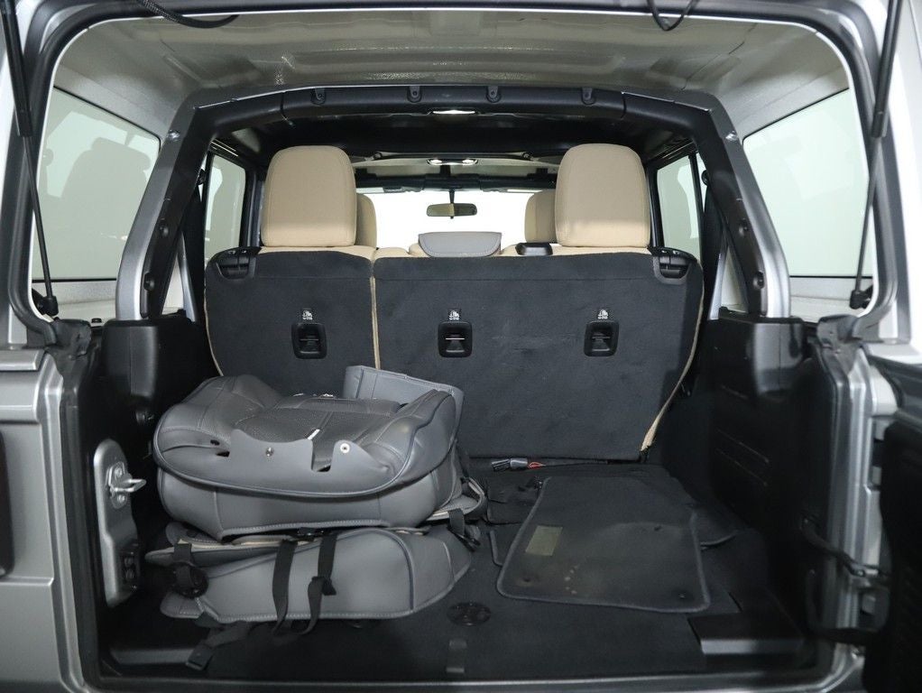 2021 Jeep Wrangler Unlimited Sahara 4x4