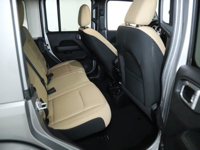 2021 Jeep Wrangler Unlimited Sahara 4x4