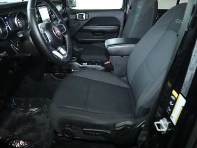 2022 Jeep Wrangler Unlimited Sahara 4x4