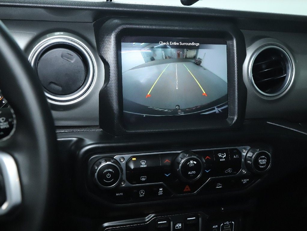 2022 Jeep Wrangler Unlimited Sahara 4x4