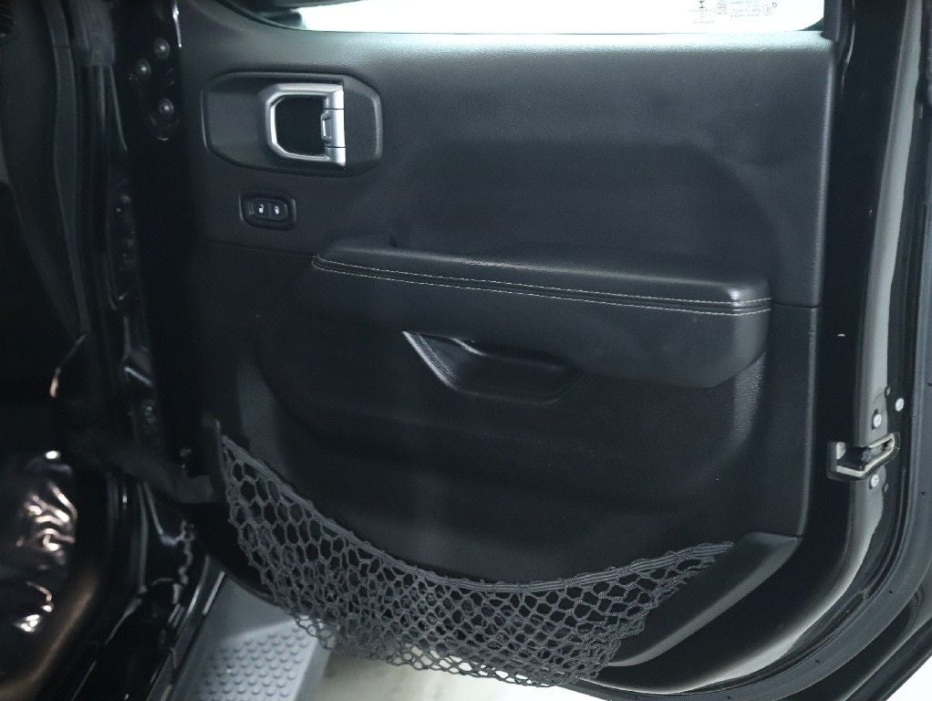 2022 Jeep Wrangler Unlimited Sahara 4x4