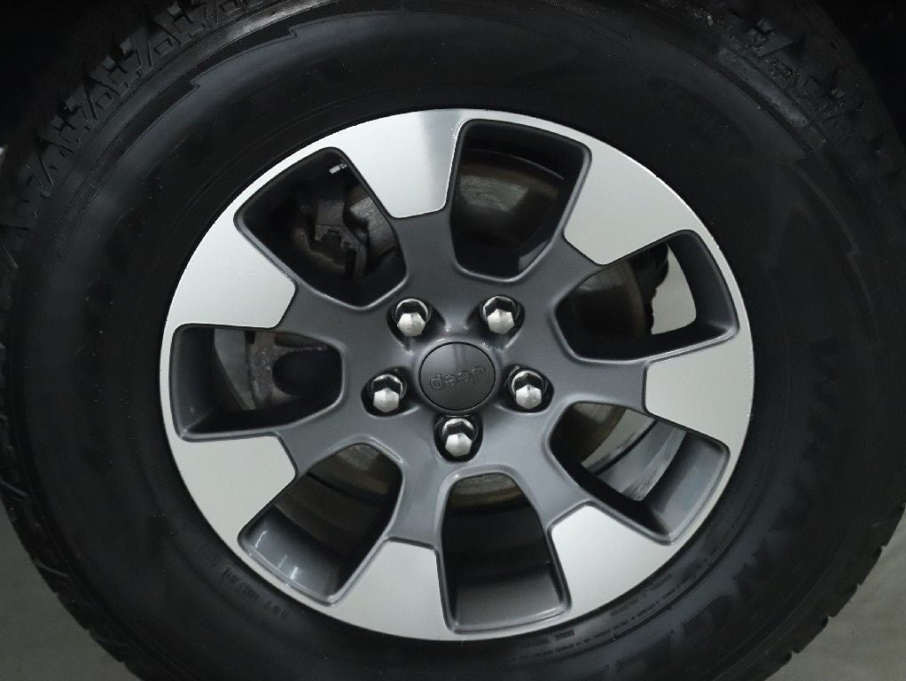 2023 Jeep Wrangler 4-Door Sahara 4x4