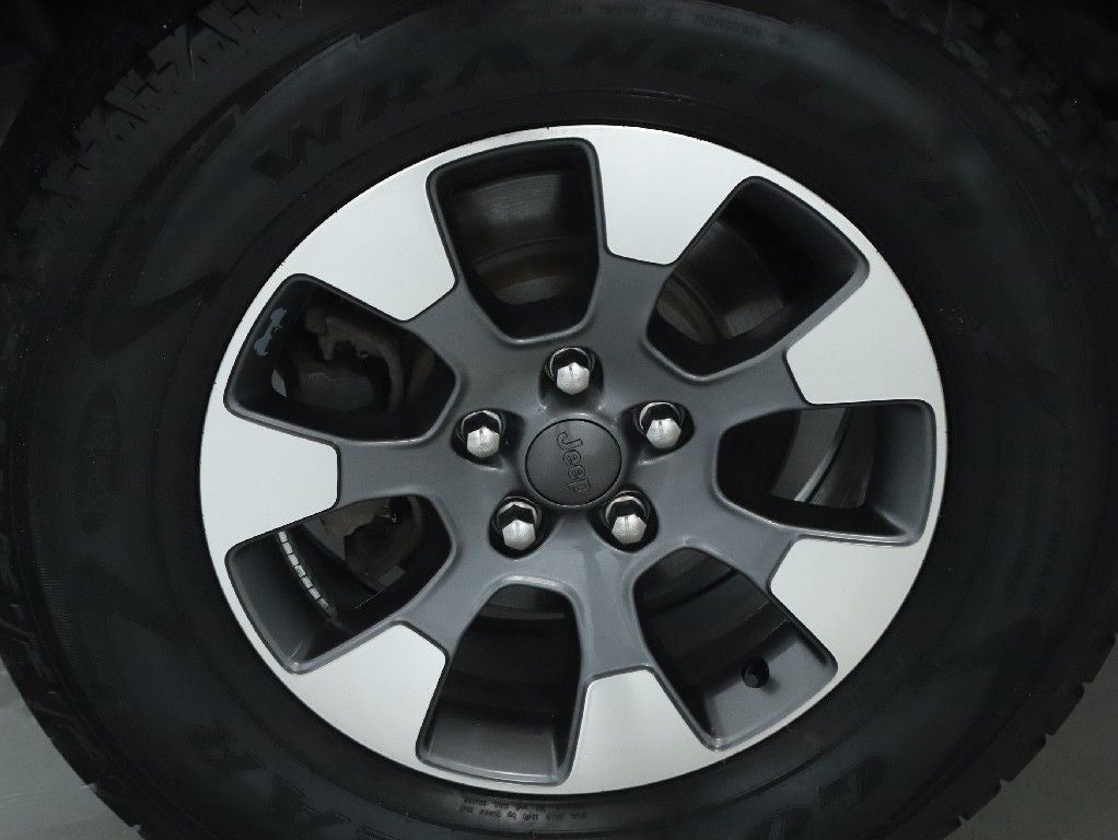 2023 Jeep Wrangler 4-Door Sahara 4x4