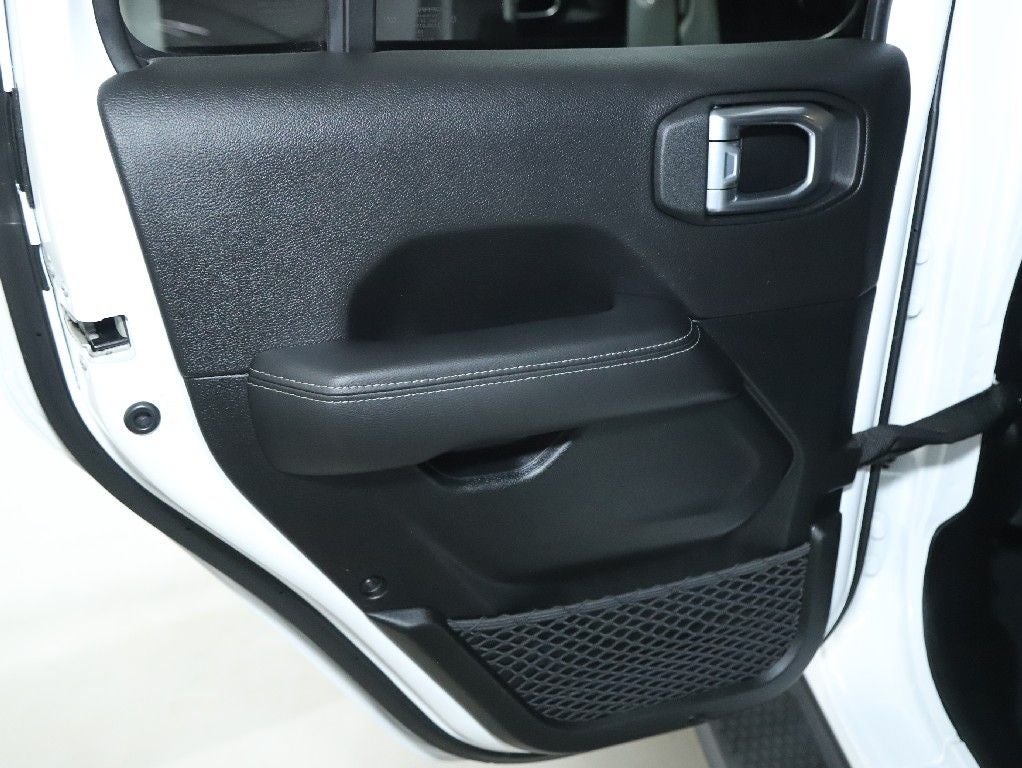 2023 Jeep Wrangler 4-Door Sahara 4x4