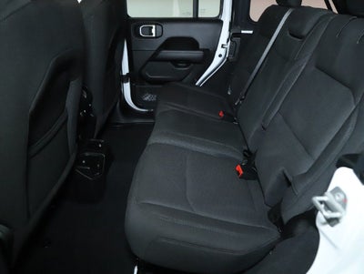 2023 Jeep Wrangler 4-Door Sahara 4x4