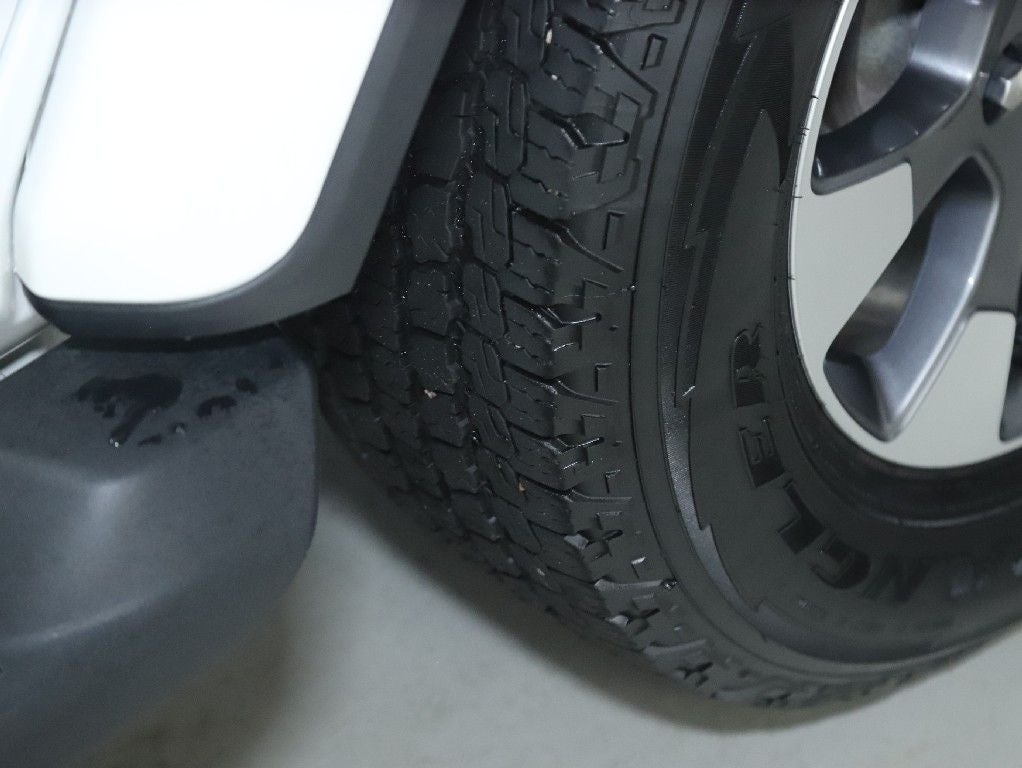 2023 Jeep Wrangler 4-Door Sahara 4x4