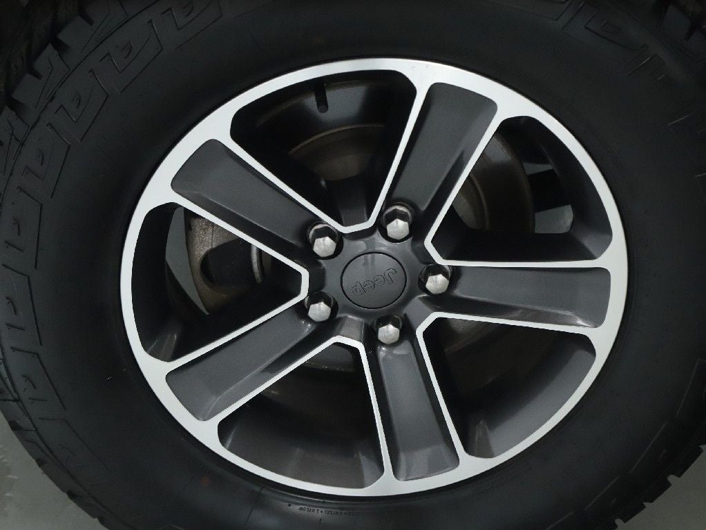 2023 Jeep Wrangler 4-Door Sahara 4x4