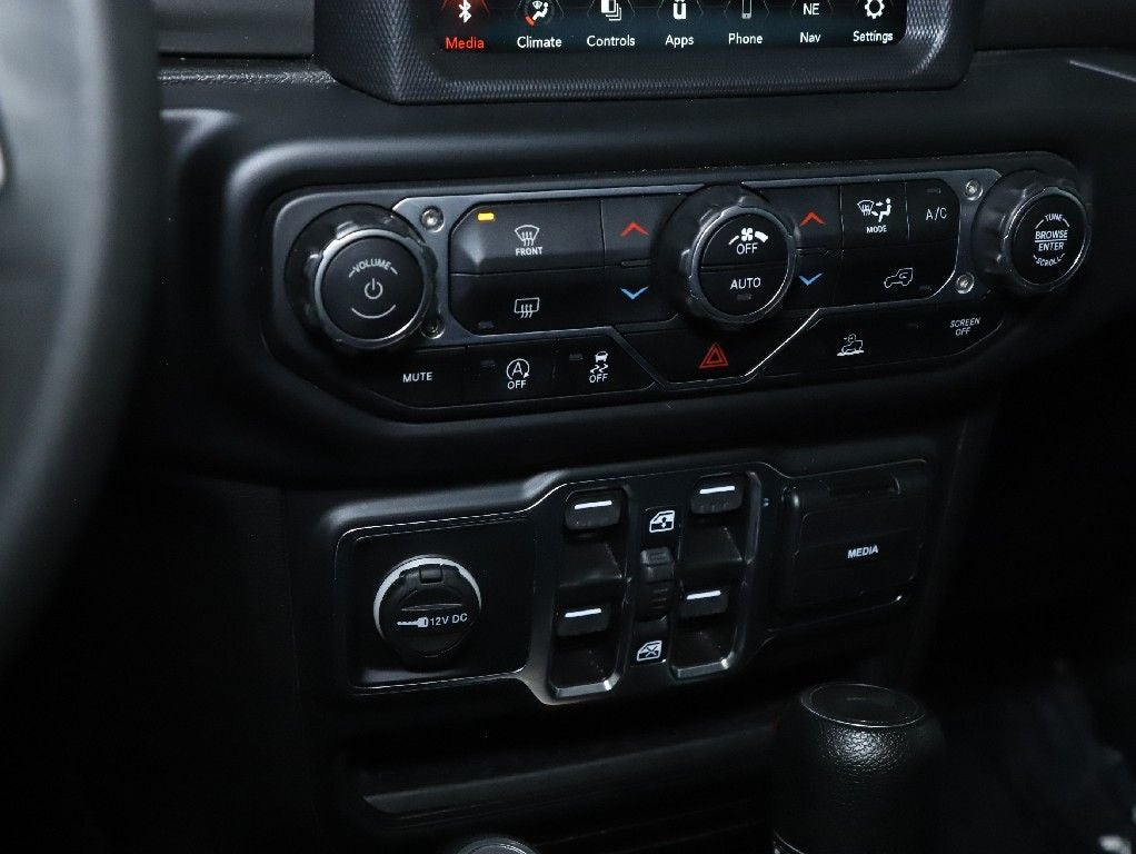 2023 Jeep Wrangler 4-Door Sahara 4x4