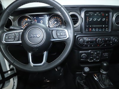 2023 Jeep Wrangler 4-Door Sahara 4x4