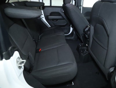 2023 Jeep Wrangler 4-Door Sahara 4x4