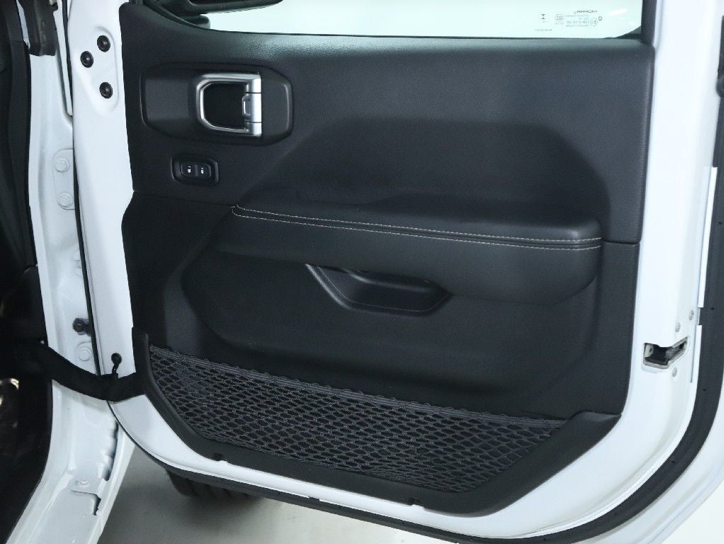 2023 Jeep Wrangler 4-Door Sahara 4x4