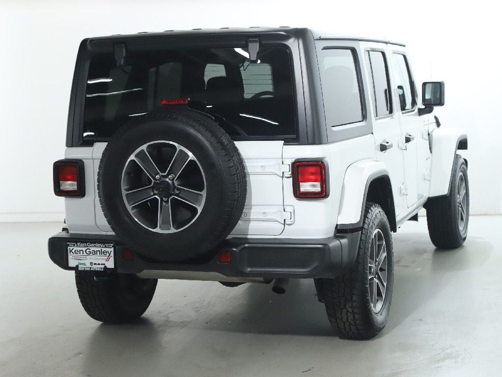 2023 Jeep Wrangler 4-Door Sahara 4x4