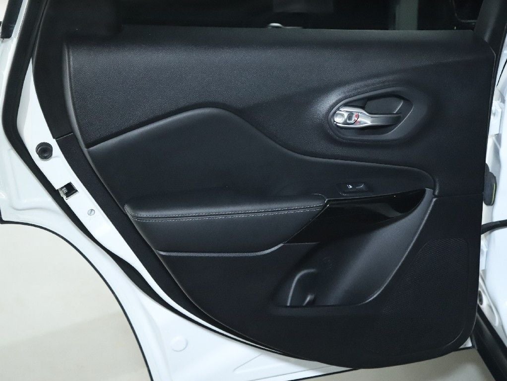 2023 Jeep Cherokee Altitude Lux 4x4