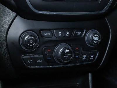 2023 Jeep Cherokee Altitude Lux 4x4