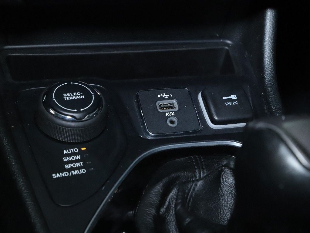 2023 Jeep Cherokee Altitude Lux 4x4