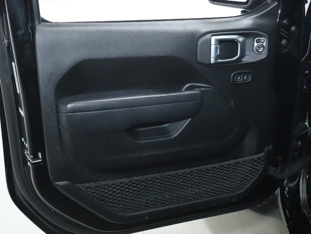 2025 Jeep Wrangler 4-Door Summit 4x4