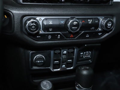 2025 Jeep Wrangler 4-Door Summit 4x4