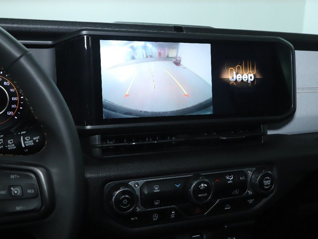 2025 Jeep Wrangler 4-Door Summit 4x4