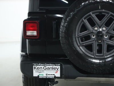 2025 Jeep Wrangler 4-Door Summit 4x4