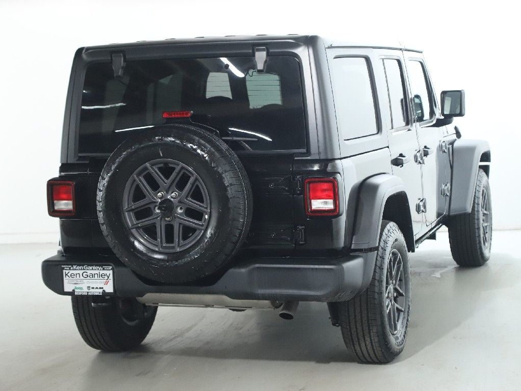 2025 Jeep Wrangler 4-Door Summit 4x4