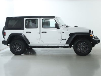 2025 Jeep Wrangler 4-Door Summit 4x4