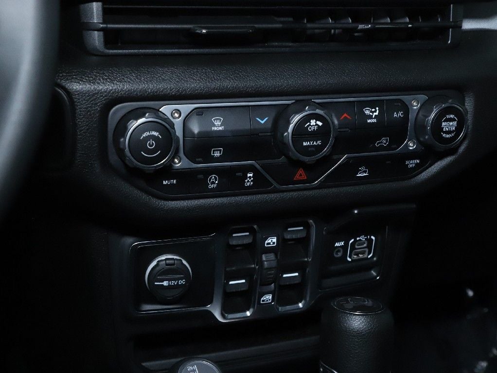 2025 Jeep Wrangler 4-Door Summit 4x4