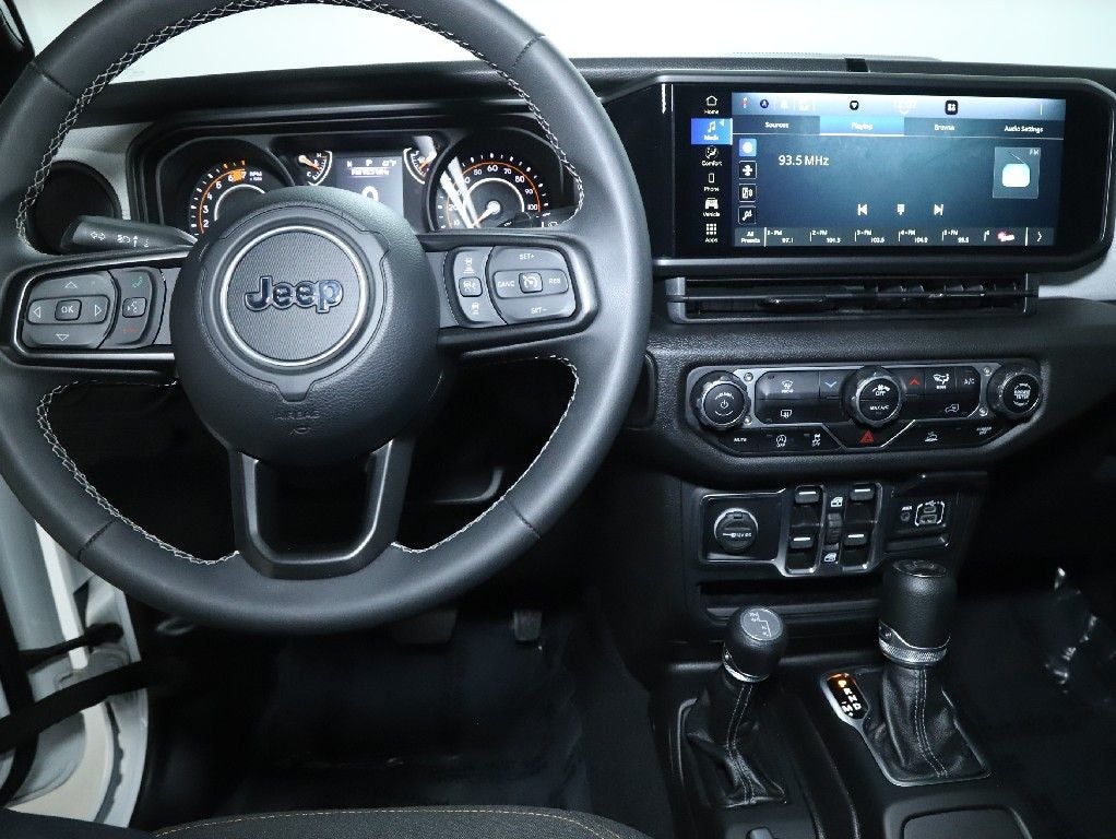 2025 Jeep Wrangler 4-Door Summit 4x4