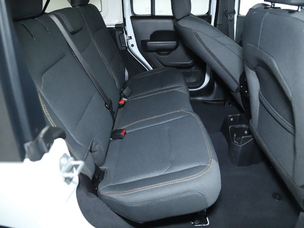 2025 Jeep Wrangler 4-Door Summit 4x4