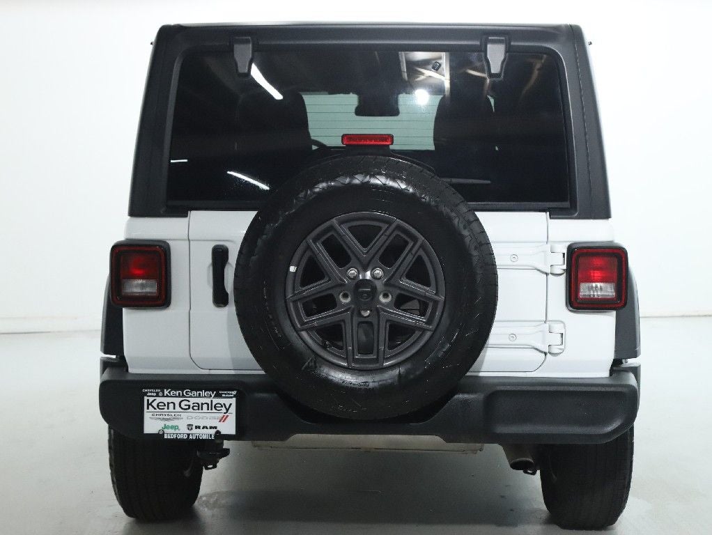 2025 Jeep Wrangler 4-Door Summit 4x4