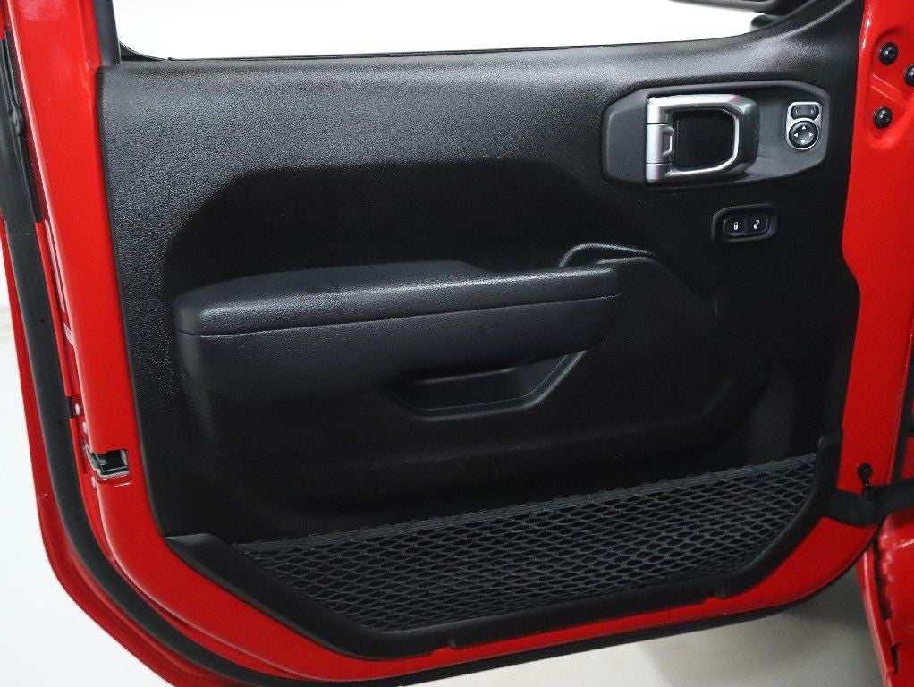 2025 Jeep Wrangler 4-Door Summit 4x4