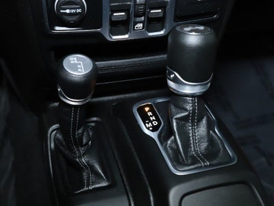 2025 Jeep Wrangler 4-Door Summit 4x4