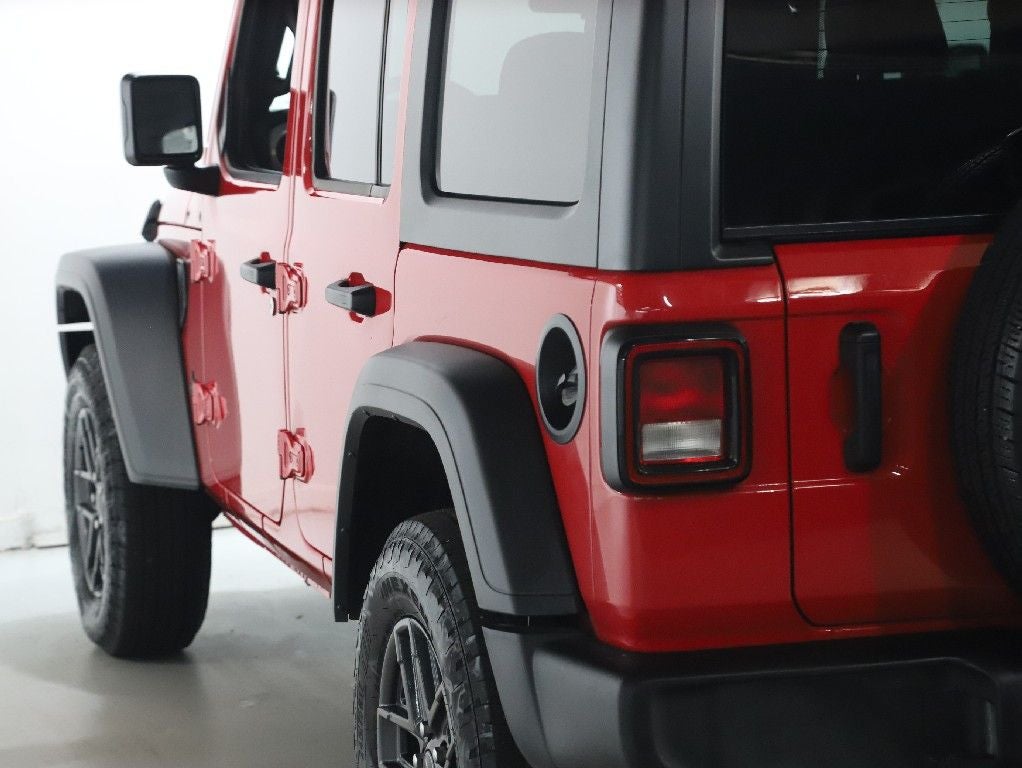 2025 Jeep Wrangler 4-Door Summit 4x4