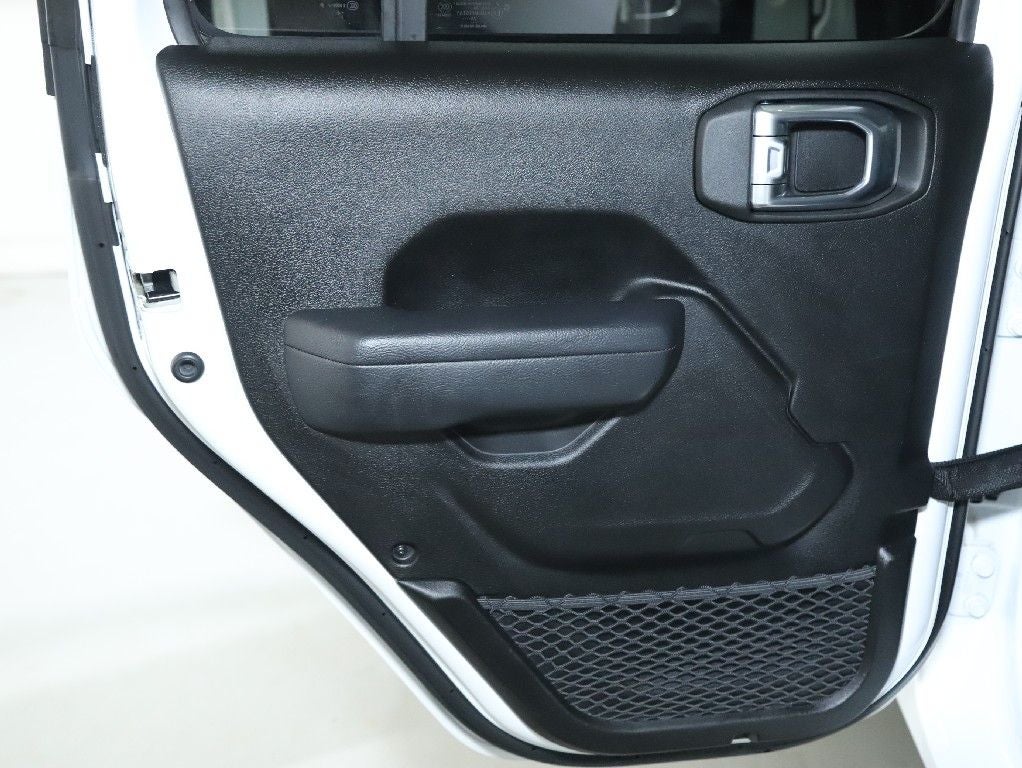 2025 Jeep Wrangler 4-Door Summit 4x4