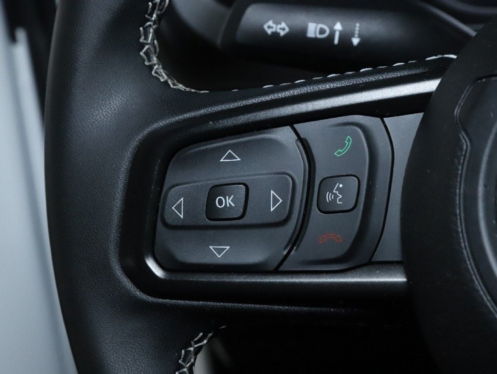 2025 Jeep Wrangler 4-Door Summit 4x4