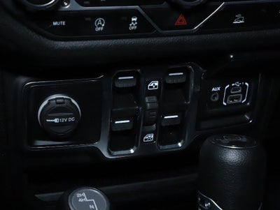 2025 Jeep Wrangler 4-Door Summit 4x4