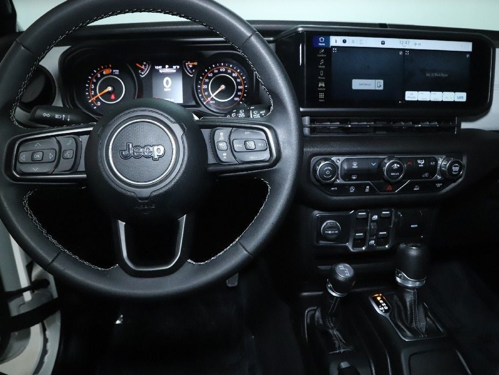 2025 Jeep Wrangler 4-Door Summit 4x4