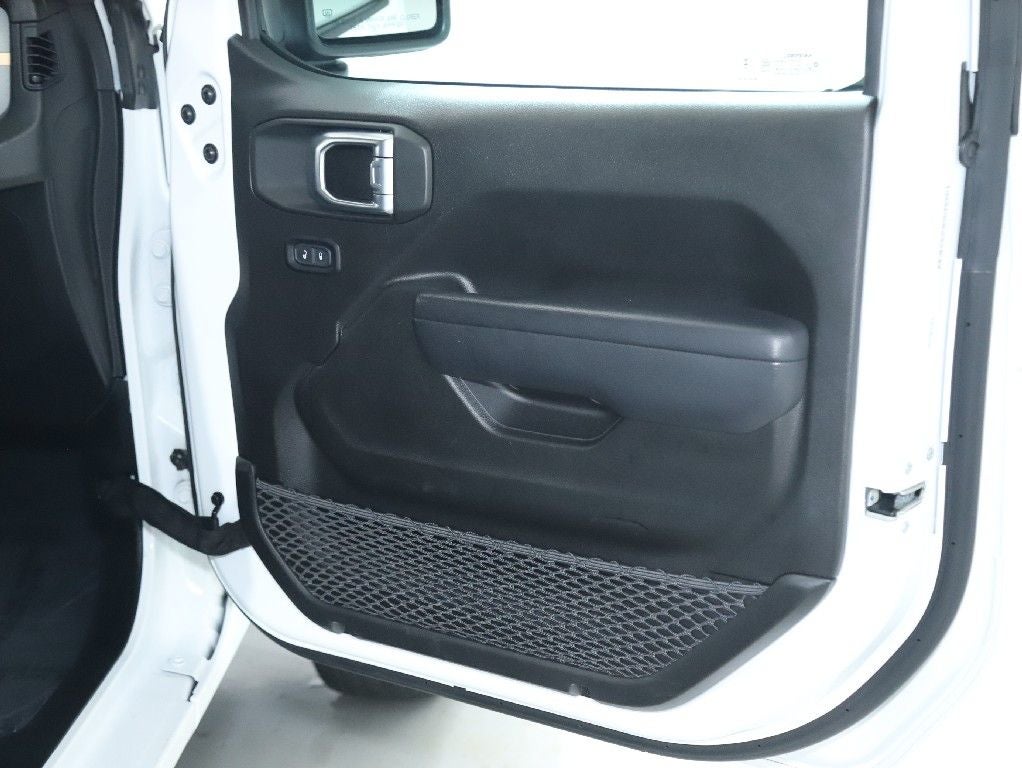 2025 Jeep Wrangler 4-Door Summit 4x4