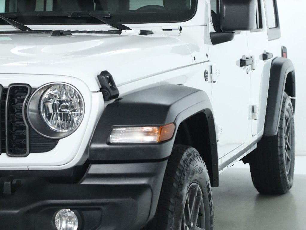 2025 Jeep Wrangler 4-Door Summit 4x4