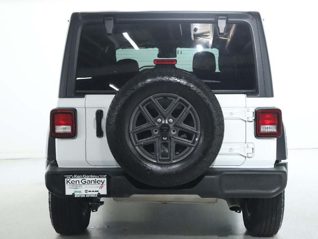 2025 Jeep Wrangler 4-Door Summit 4x4