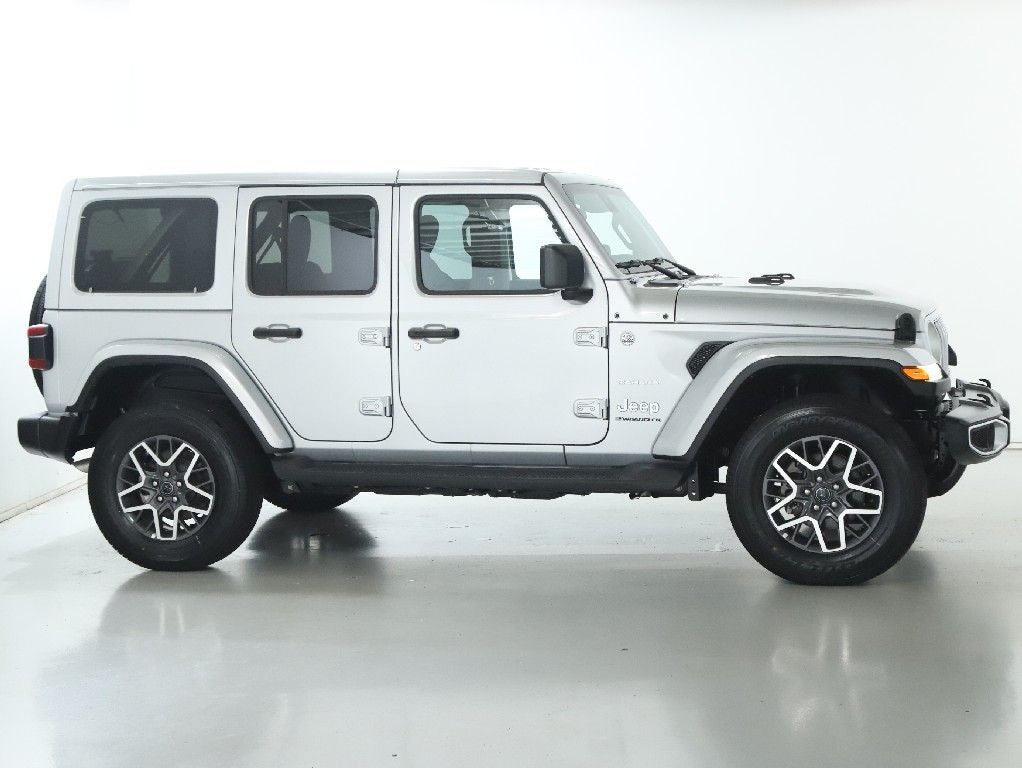 2024 Jeep Wrangler 4-Door Sahara 4x4