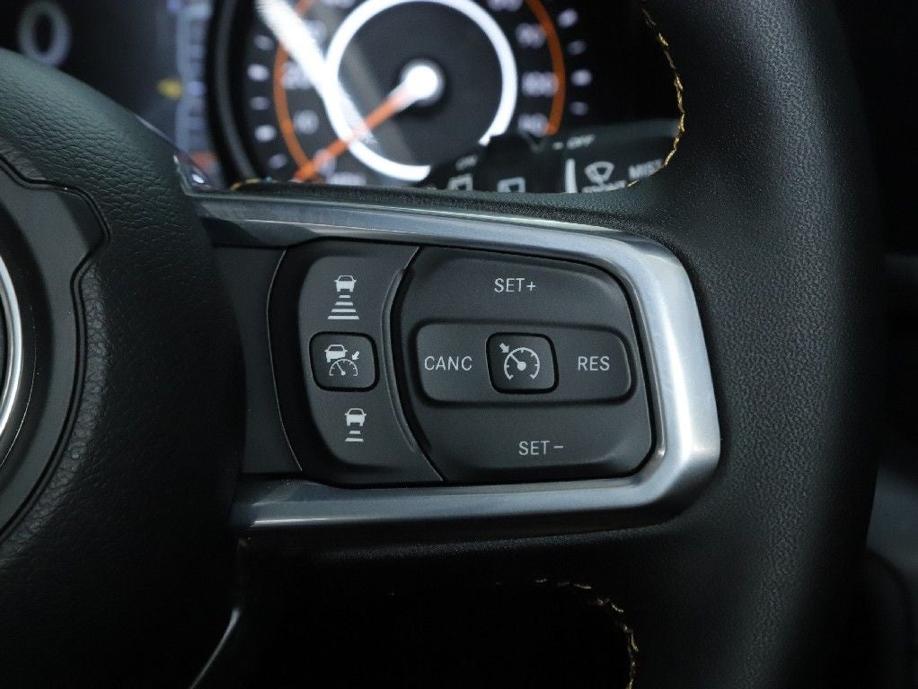 2024 Jeep Wrangler 4-Door Sahara 4x4