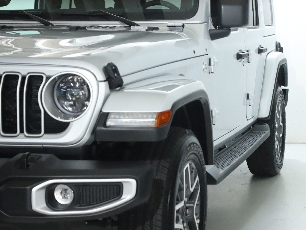 2024 Jeep Wrangler 4-Door Sahara 4x4