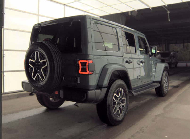 2024 Jeep Wrangler Sahara