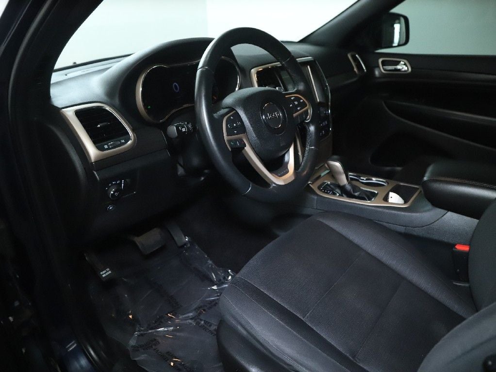 2017 Jeep Grand Cherokee Laredo 4x4