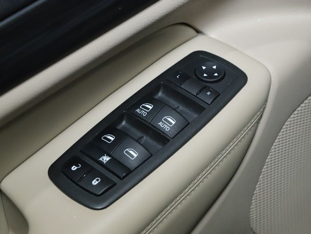 2022 Jeep Grand Cherokee WK Laredo E 4x4