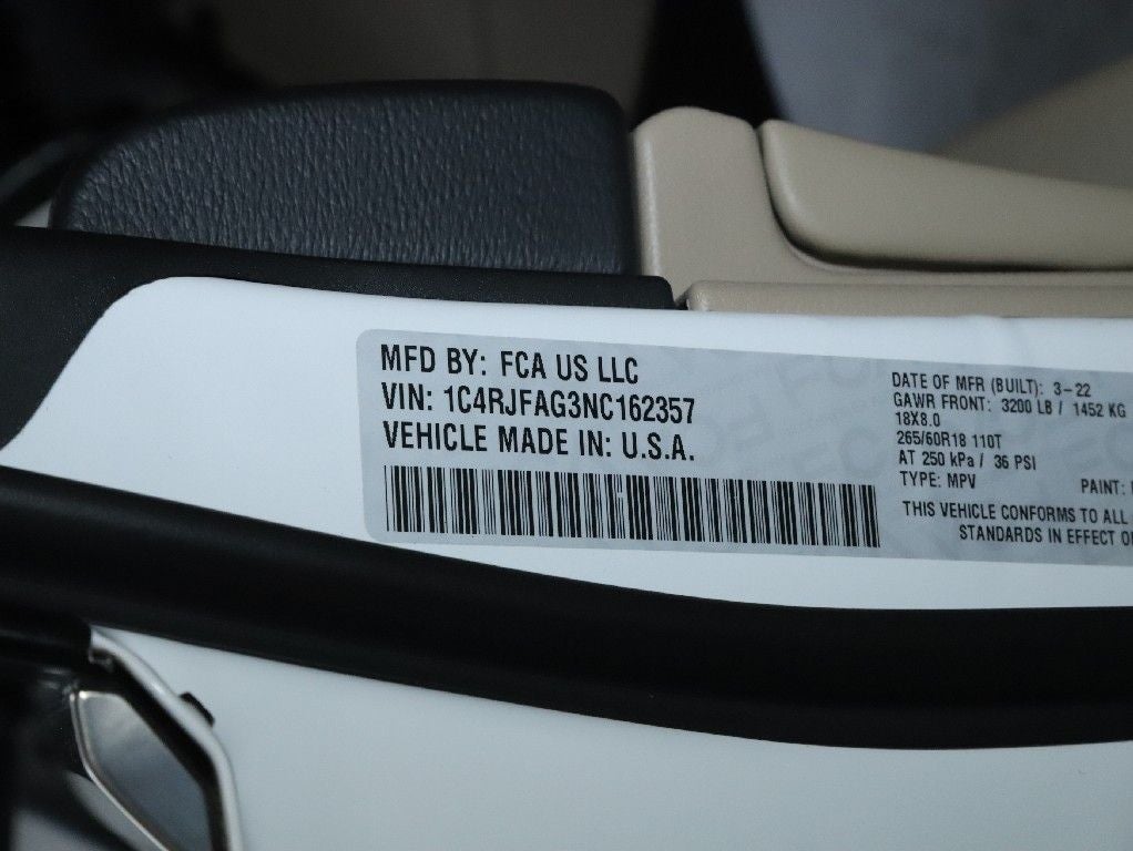 2022 Jeep Grand Cherokee WK Laredo E 4x4