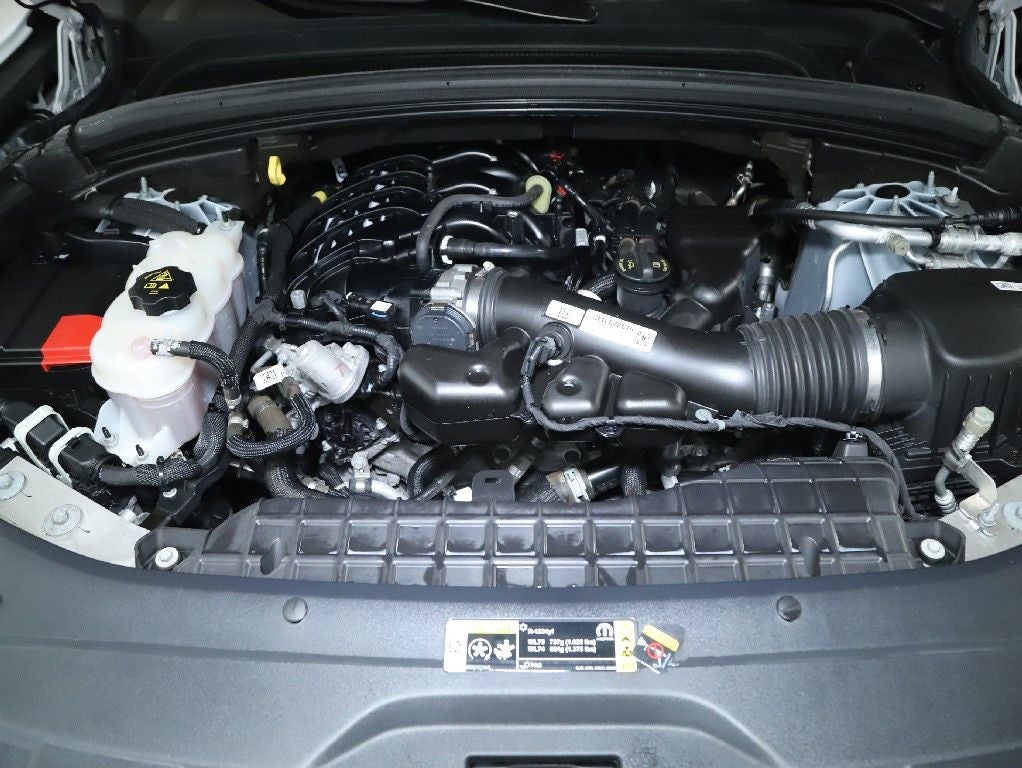 2023 Jeep Grand Cherokee Laredo X 4x4